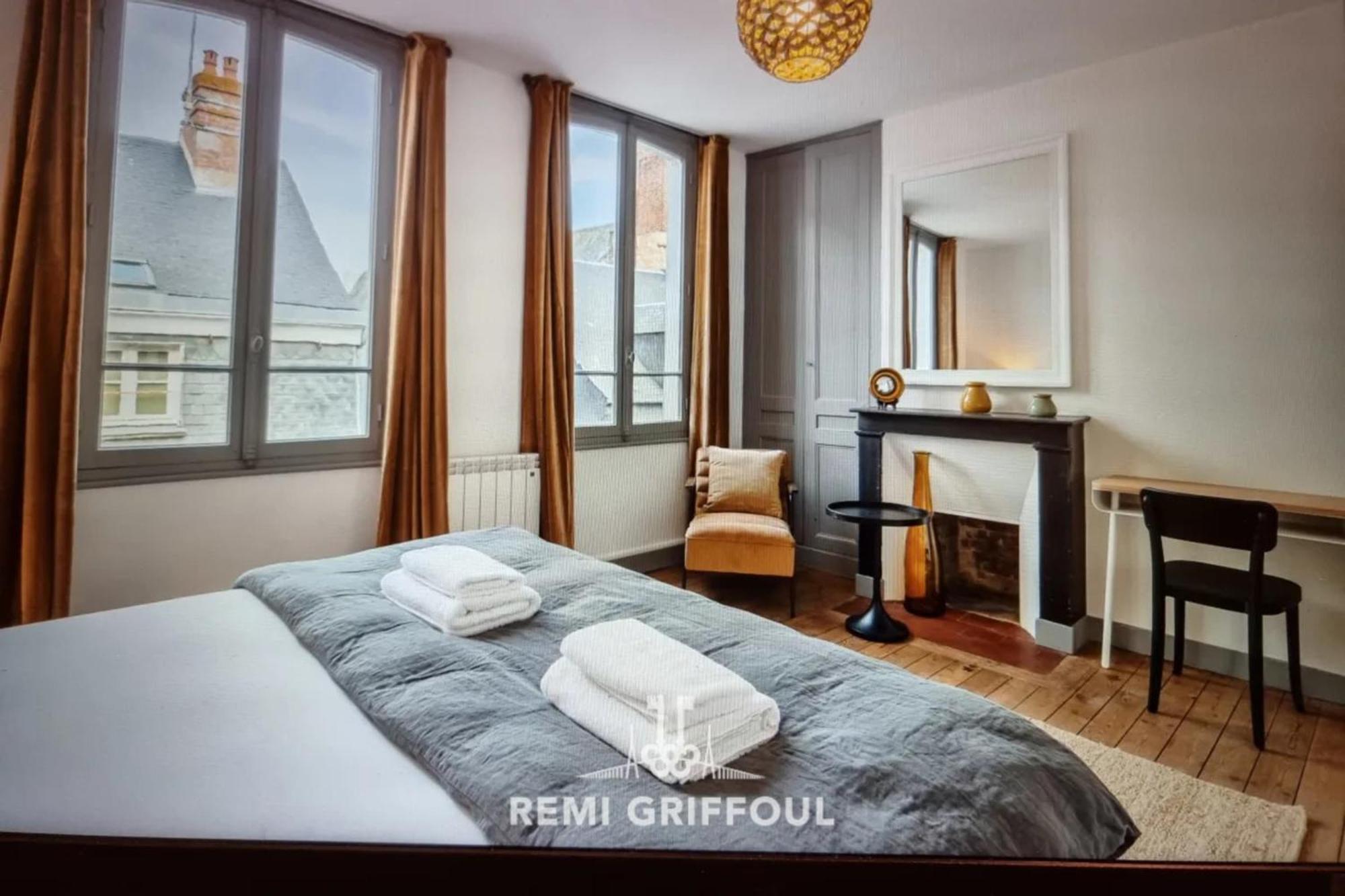 הונפלר La Maison D'Etienne Renovated In 2025! City Center 4 Guests מראה חיצוני תמונה