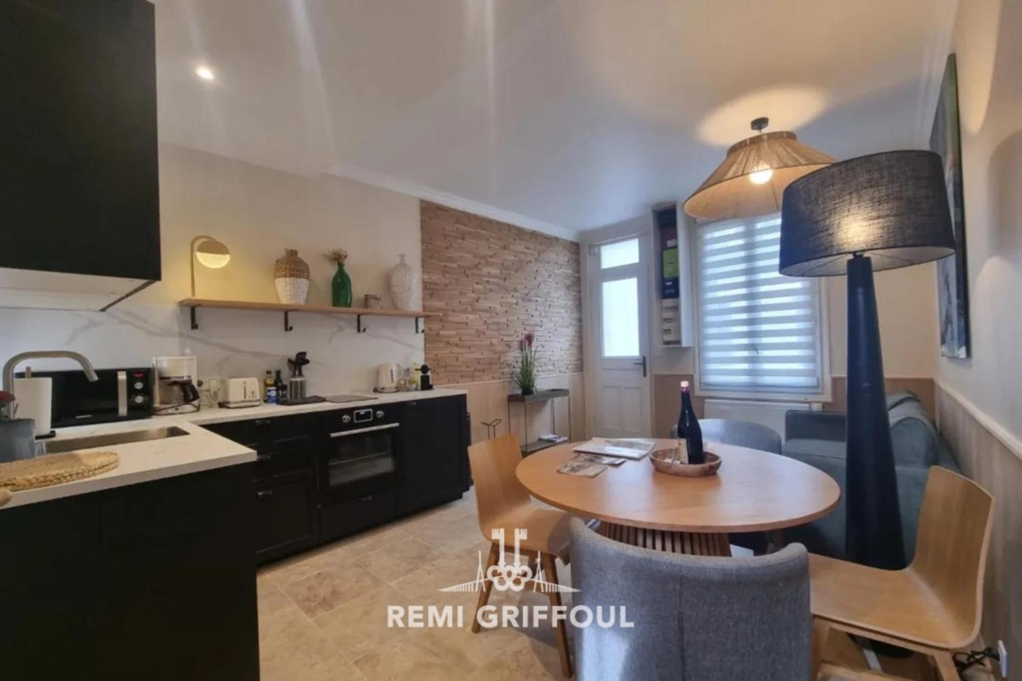 הונפלר La Maison D'Etienne Renovated In 2025! City Center 4 Guests מראה חיצוני תמונה
